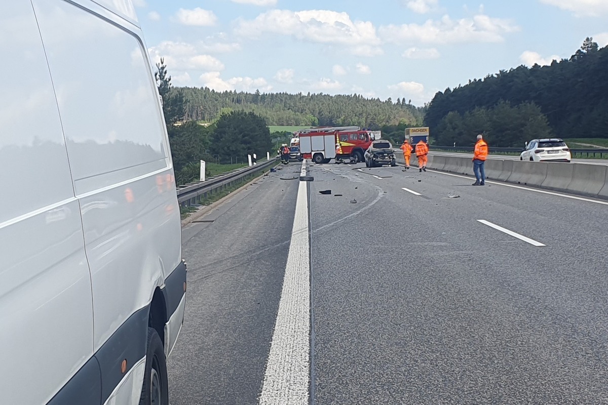 BAB 71 Richtung Schweinfurt - 82-Jähriger vom eigenen Auto getötet