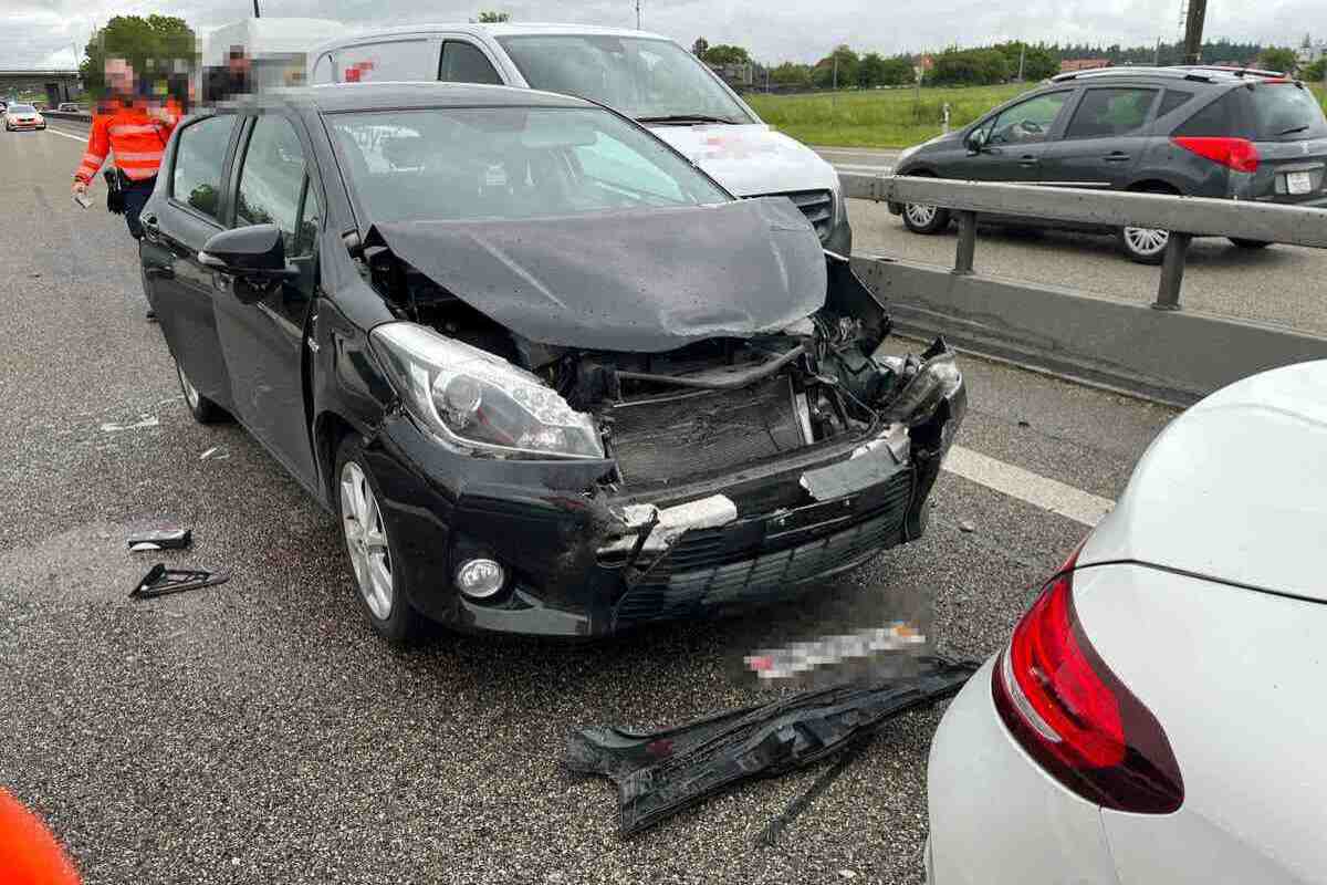 A1 bei Niederbipp BE - Auffahrkollision zwischen fünf Fahrzeugen