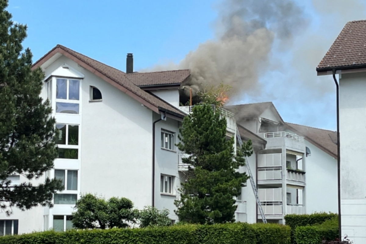 Menzingen ZG - Wohnung nach Brand unbewohnbar