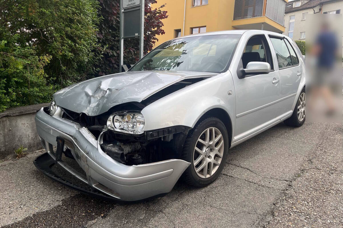 Rorschacherberg SG - Motorradfahrer stürzt bei Unfall