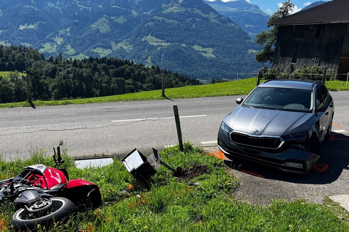Kanton Obwalden - Mehrere Verkehrsunfälle am Wochenende