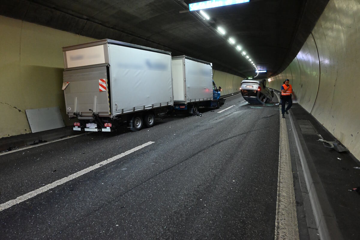 Unfall in St.Gallen - Lieferwagenfahrer während der Fahrt eingeschlafen