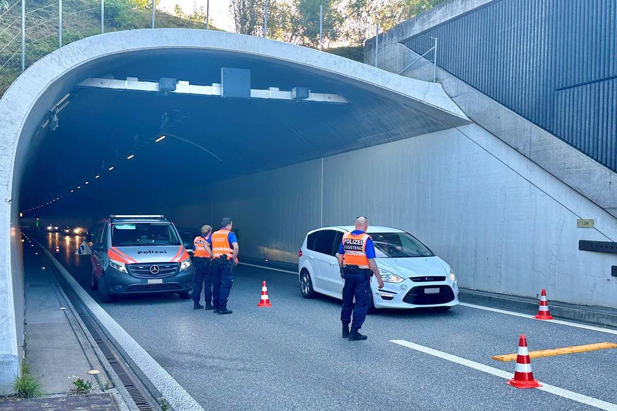 Zentralschweiz - 187 Fahrzeuge und 375 Personen kontrolliert