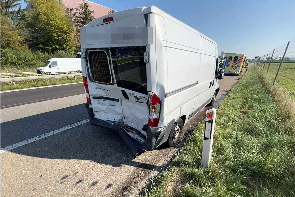 A1 bei Oberbuchsiten SO - Stau nach Auffahrkollisionen