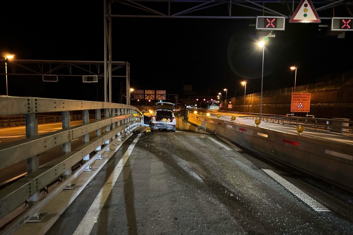 St.Gallen - Sperrung und Ableitung der Fahrstreifen übersehen