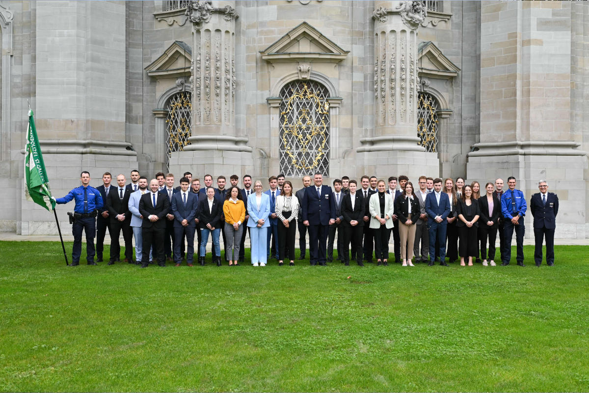St.Gallen  – Waffenübergabe und Inpflichtnahme