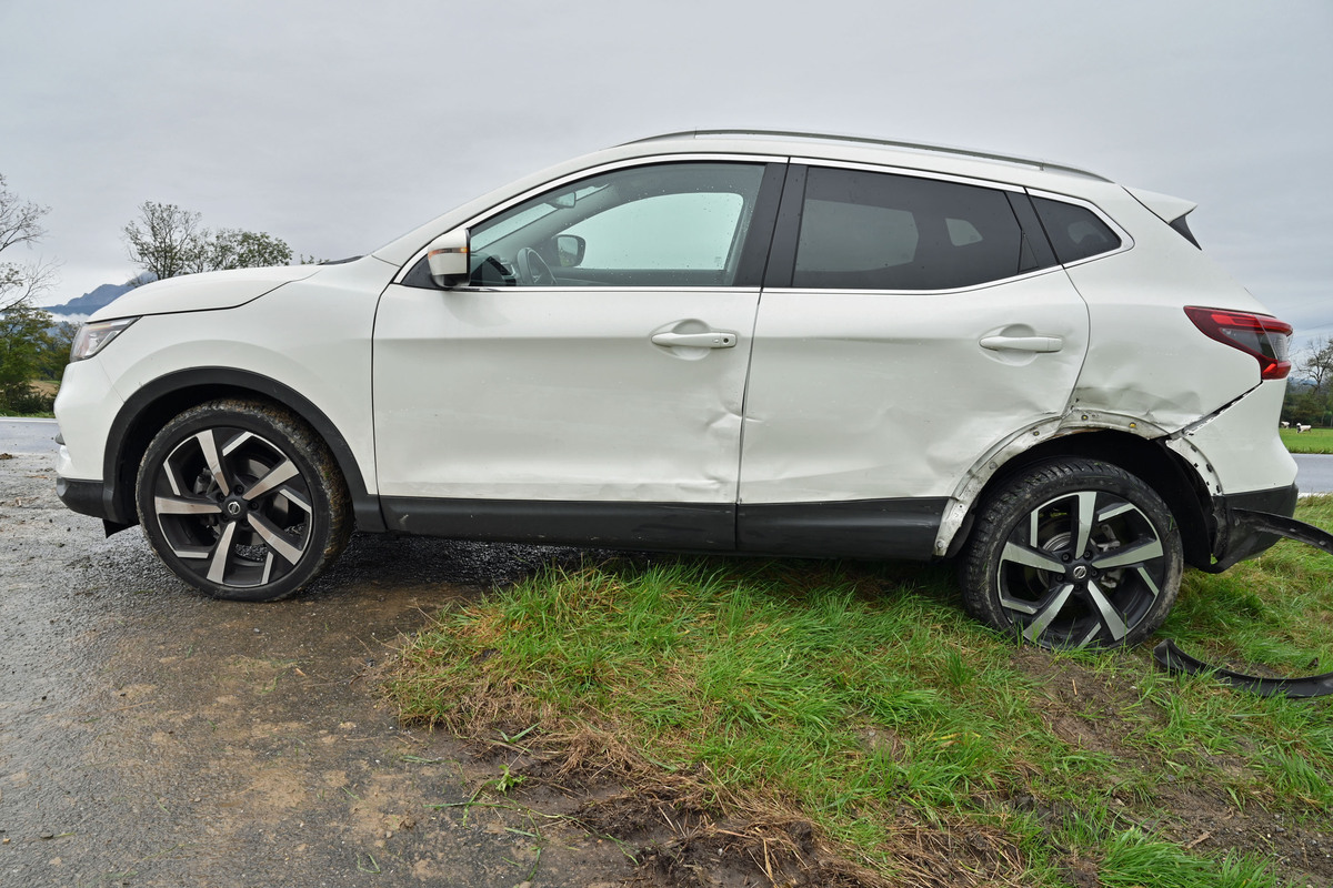 Emmen LU - Neuenkirchstrasse nach Unfall gesperrt