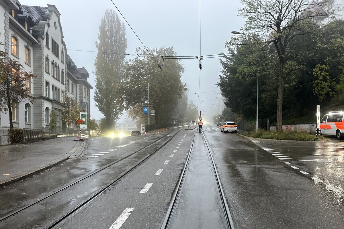 St.Gallen – Autofahrer erfasst Velofahrer