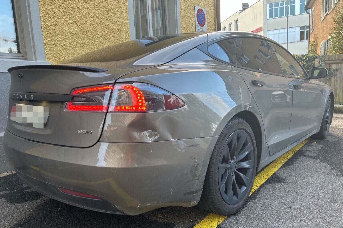 Rapperswil-Jona SG - Kollision zwischen Auto und Motorrad