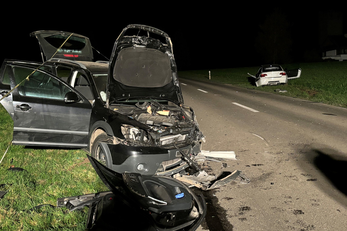 Güttingen TG – Auf Gegenfahrbahn kollidiert