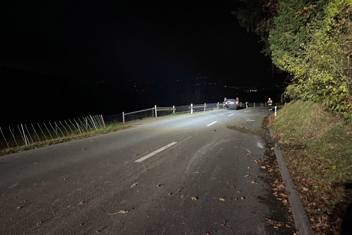 Zetzwil AG – Beim Überholen Kontrolle übers Auto verloren