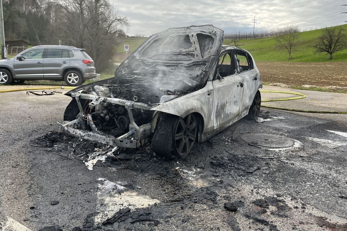 Diegten BL – Auto in Vollbrand