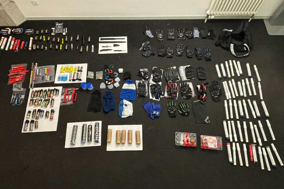 Stadt Zürich – Fussball-Derby und unbewilligte Demonstration erfordern grossen Polizeieinsatz  