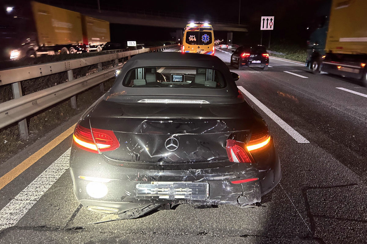 A1 Hunzenschwil AG – Auffahrkollision auf Autobahn fordert Verletzten