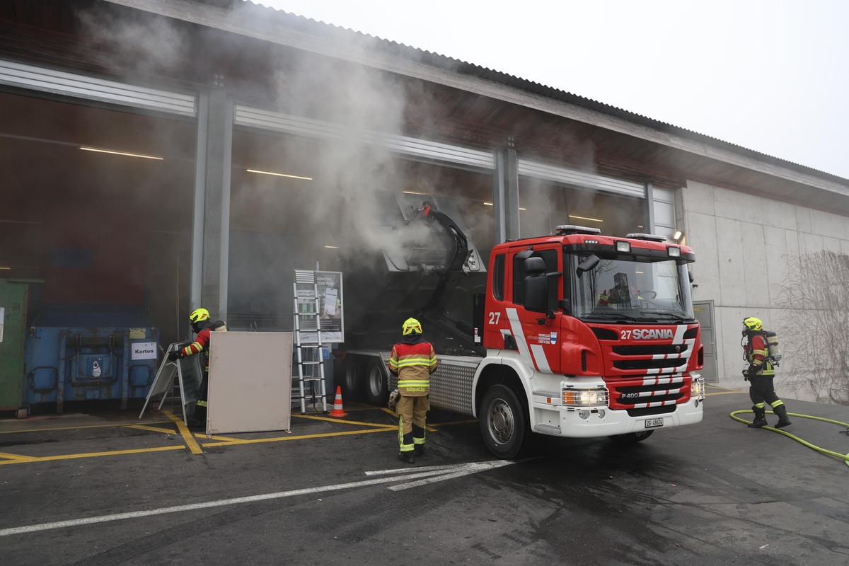 Risch Rotkreuz ZG – Mottbrand in einer Entsorgungsstation