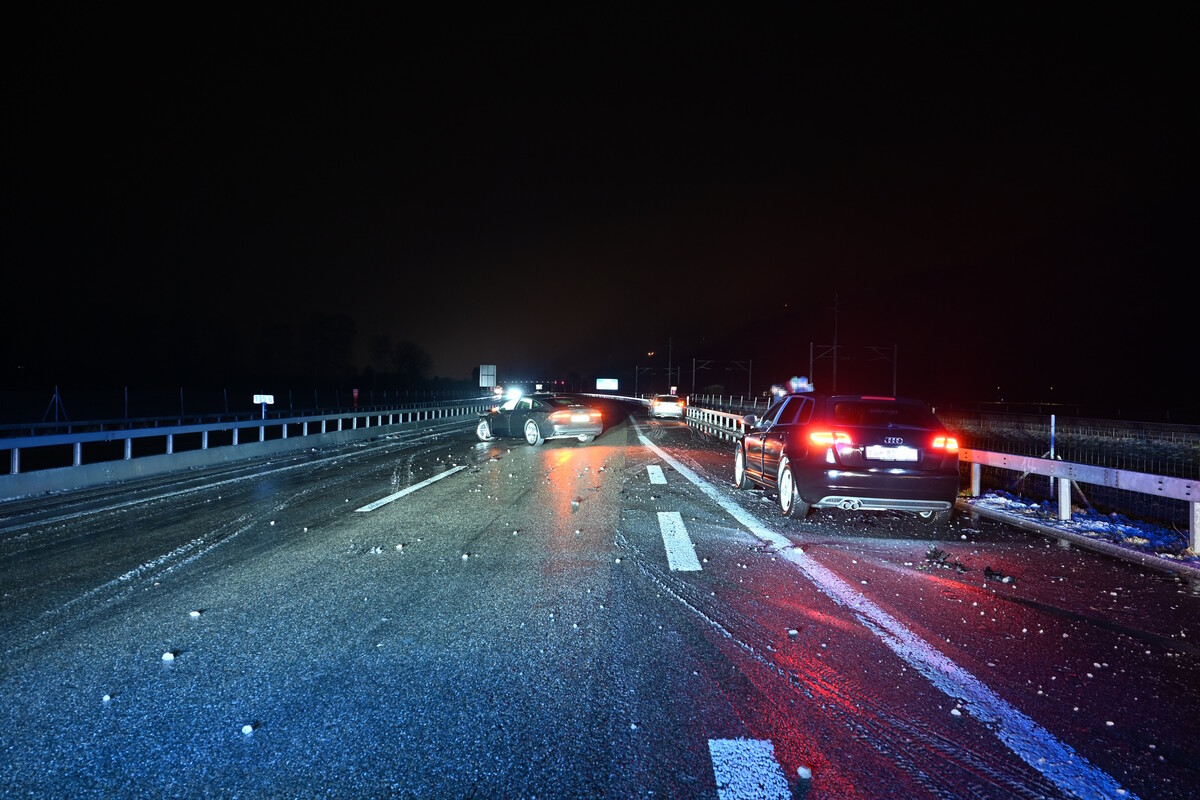 Vilters SG – Alkoholisiert auf der A13 verunfallt