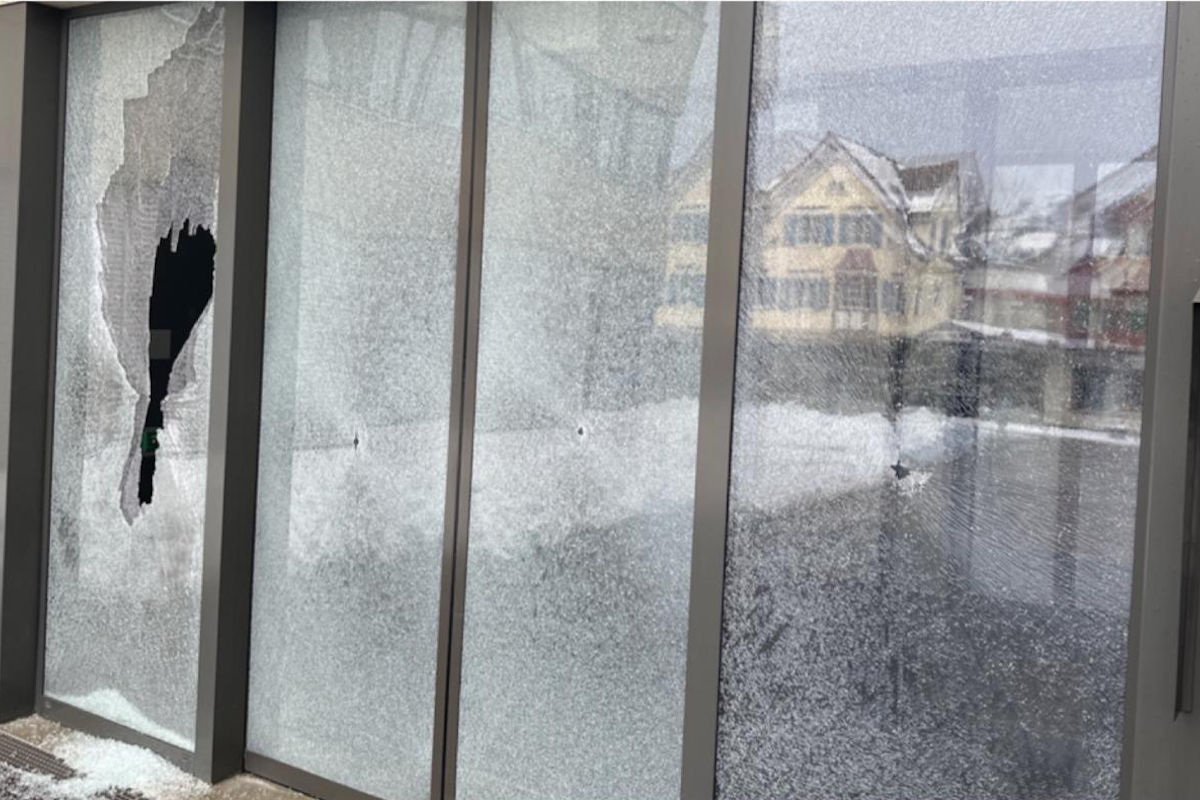 Appenzell AI – Vandalen auf Friedhof und bei Gymnasium