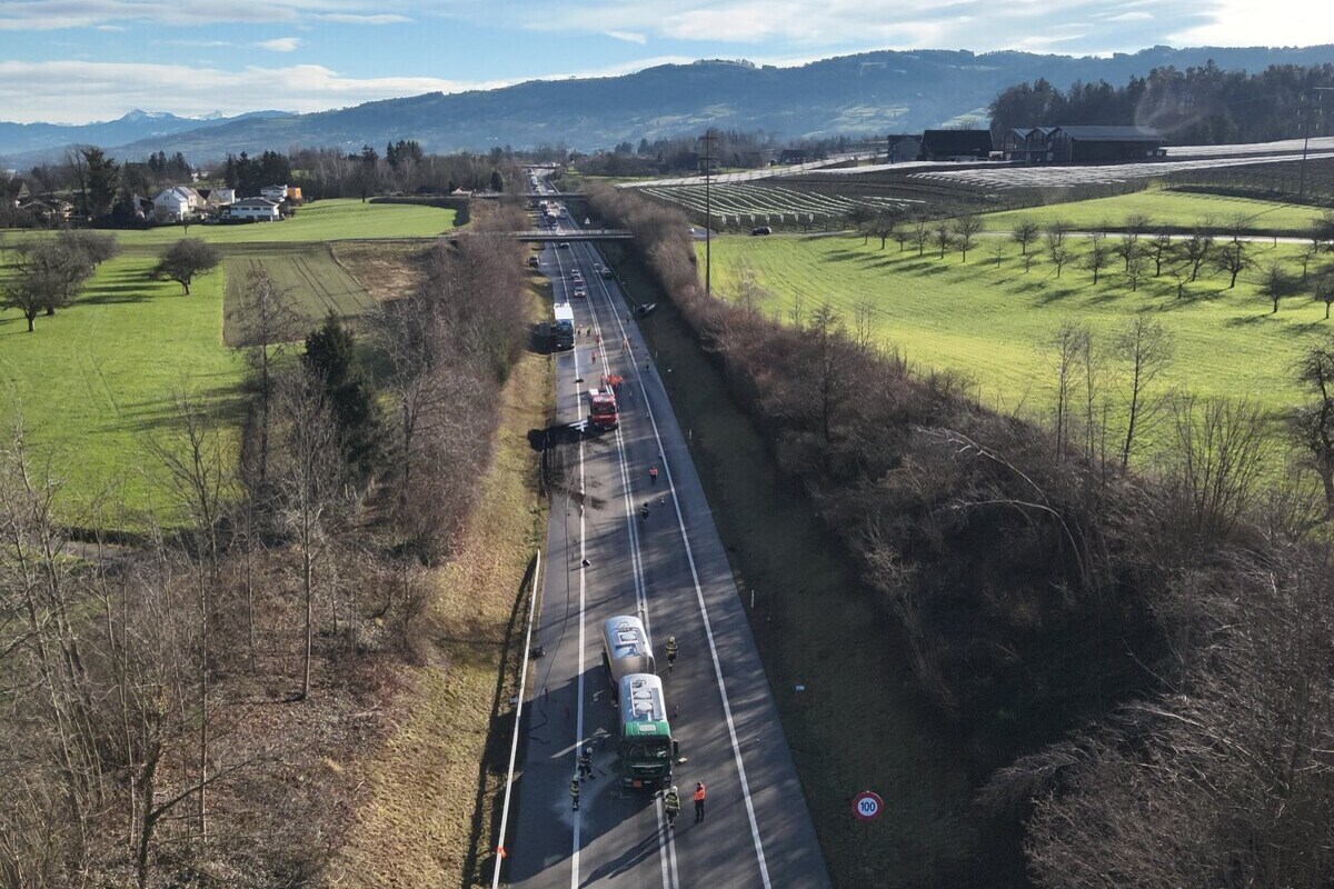 Steinach SG – Mit einem entgegenkommenden Tanklastwagen kollidiert