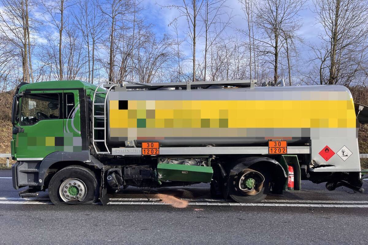 Steinach SG – Mit einem entgegenkommenden Tanklastwagen kollidiert