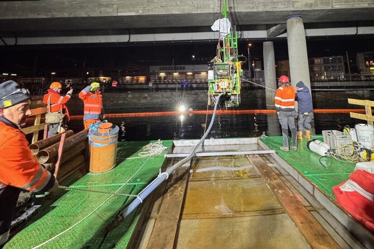 Melide TI – Versunkene Arbeitsmaschine wurde geborgen