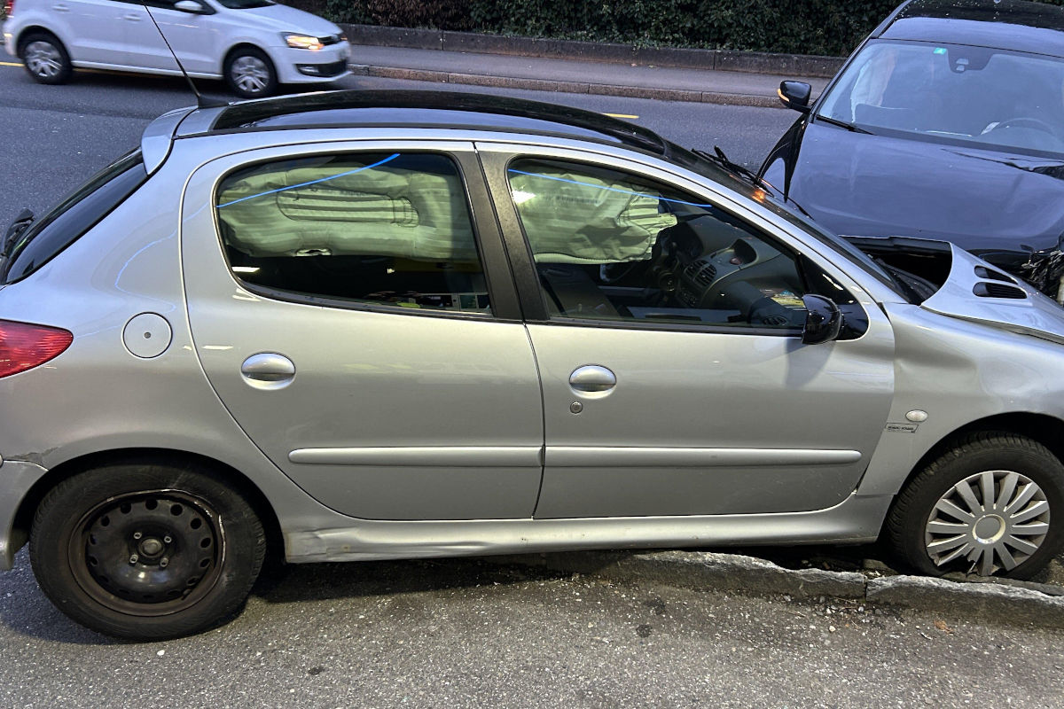 Holderbank AG – Alkoholisierter Automobilist bei Frontalkollision verletzt