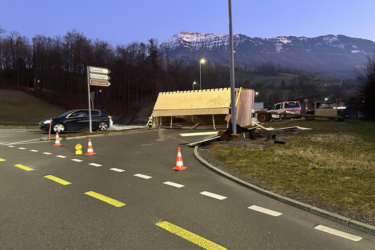 Immensee SZ – 16-Jähriger verunfallt mit Traktor