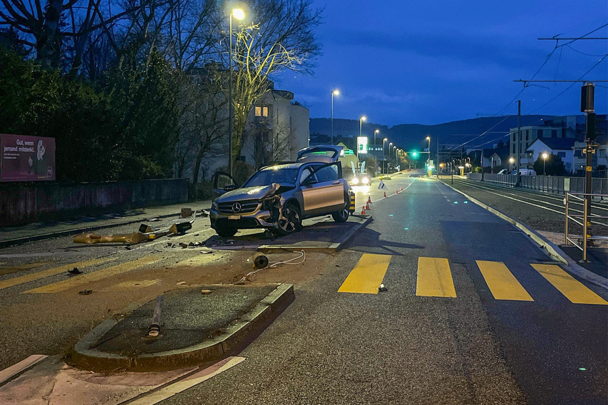 Reinach BL – Kontrolle übers Auto verloren