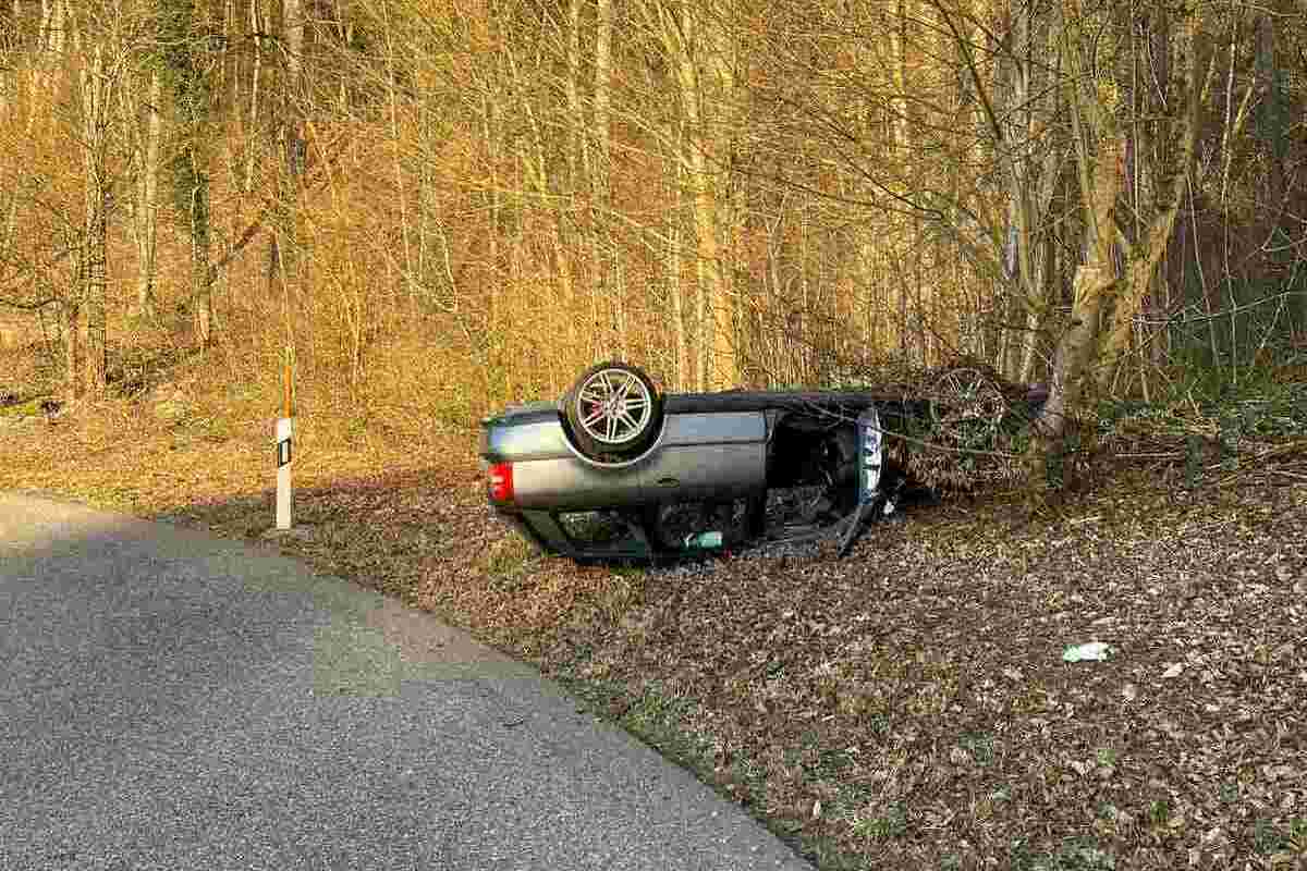 Dornach SO – Auto überschlägt sich bei Unfall