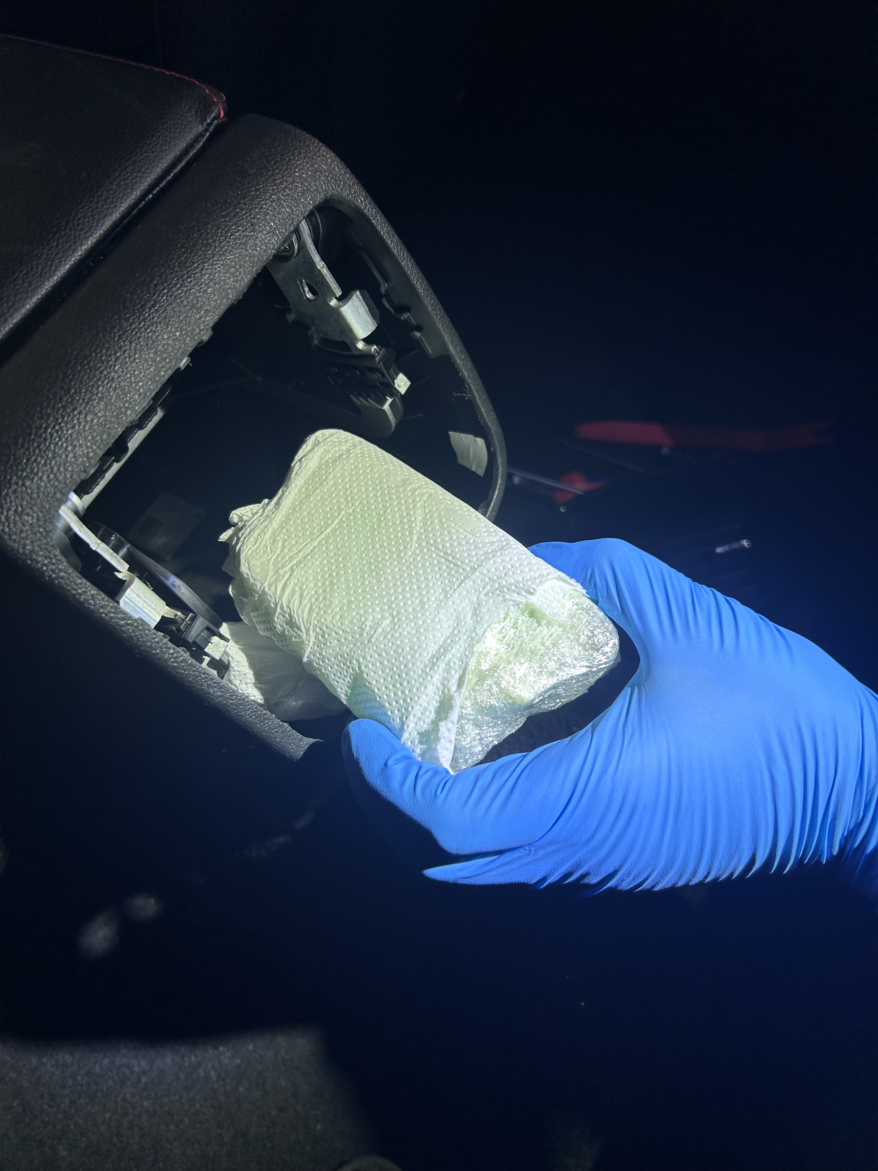 Drogenfund im Autoverlad Brig VS – Kokain und Khat sichergestellt