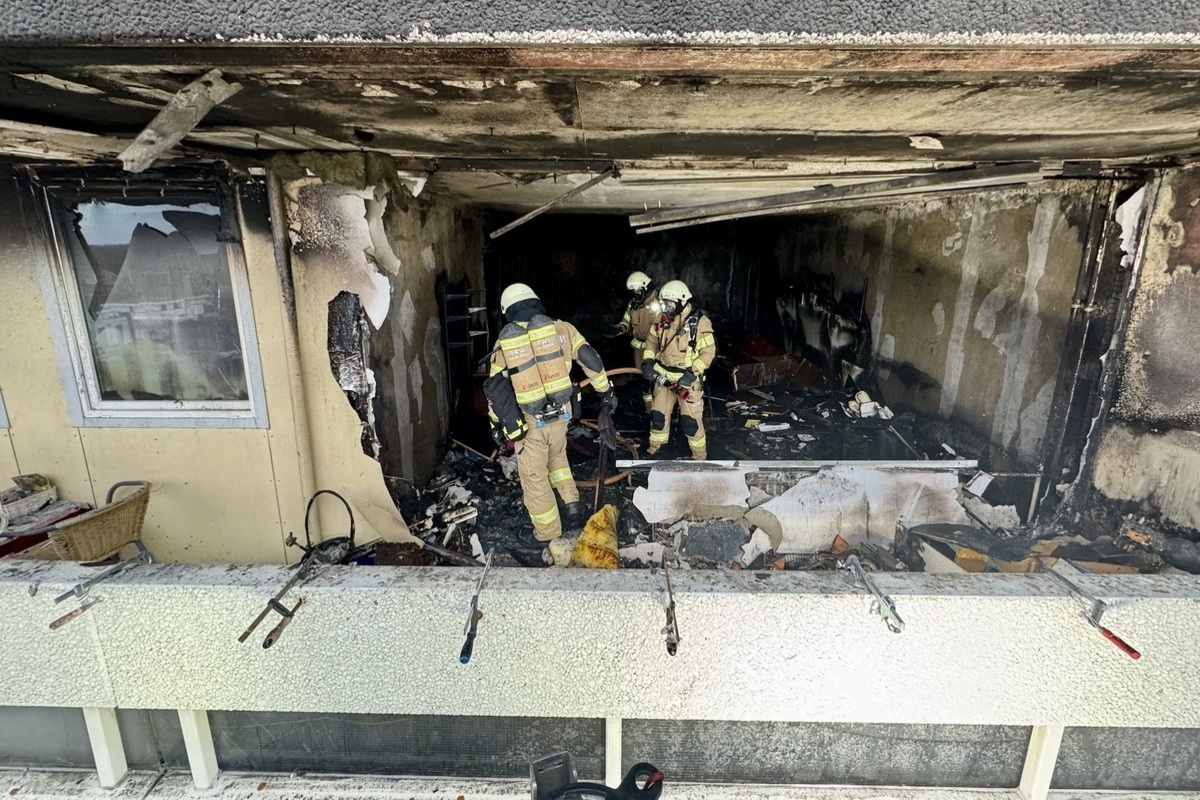 Gronau - Mehrere Personen bei Hochhausbrand verletzt