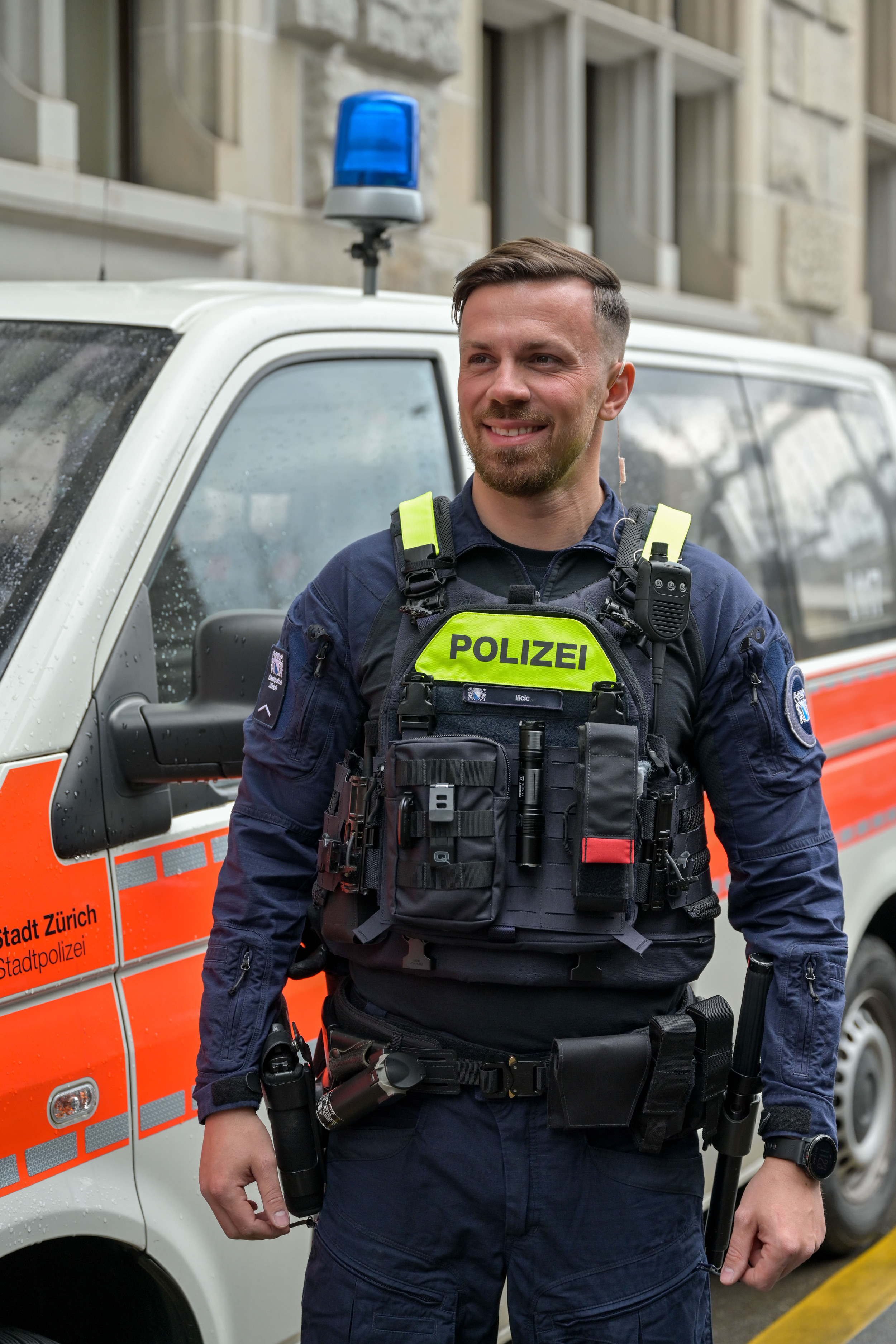 Neue Hightech-Ausrüstung – Zürichs Polizei geht einen Schritt weiter