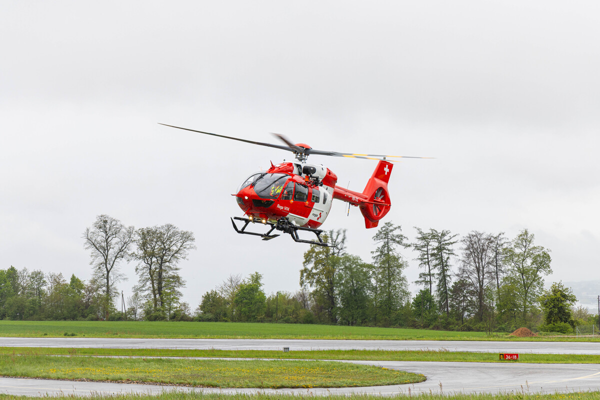 Rega-Basis Lausanne nimmt neuen Hightech-Rettungshelikopter in Betrieb