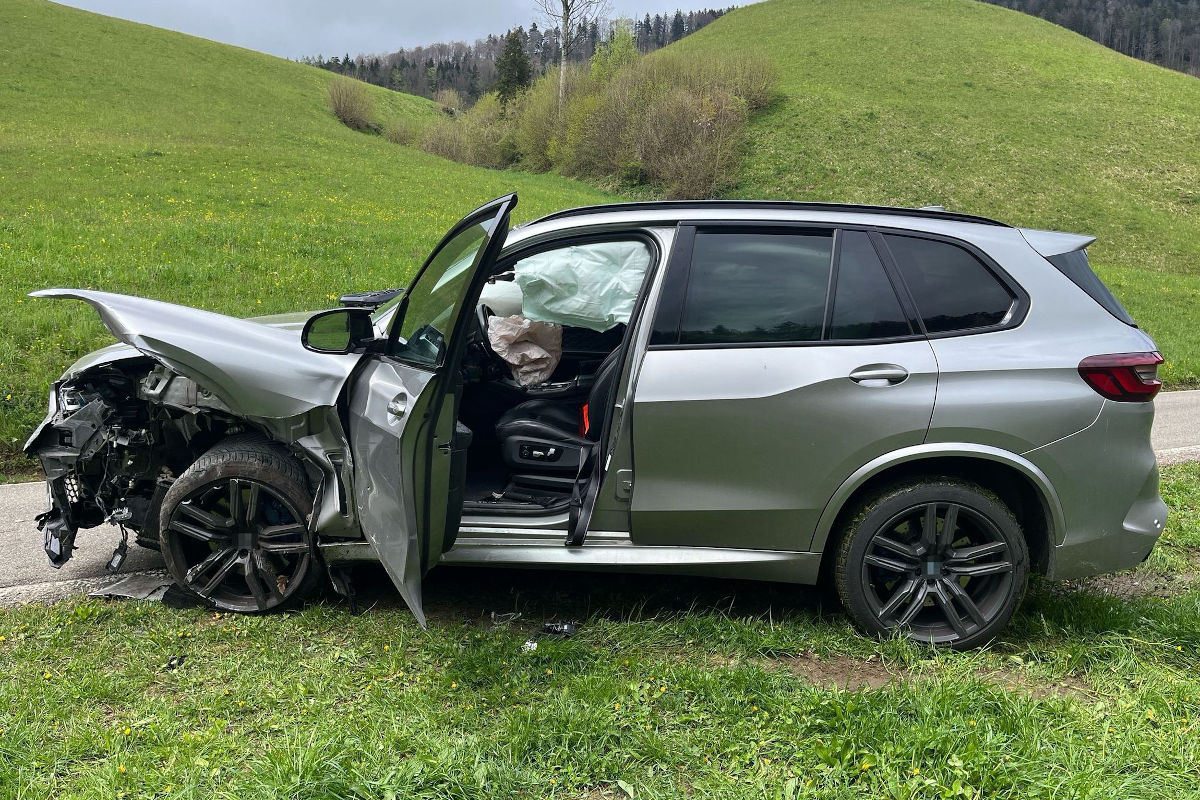 Unfall in Mümliswil SO – Zwei Autolenkerinnen nach Kollision verletzt