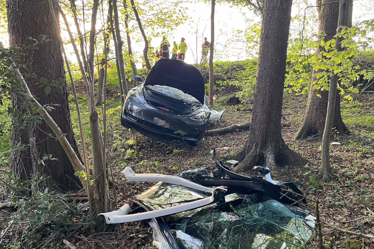 Unterlunkhofen AG – Nach Unfall mit Tesla schwer verletzt