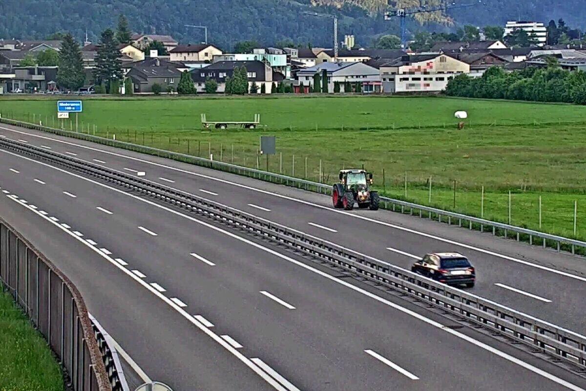 Falschfahrer mit entwendetem Traktor auf der A3 GL unterwegs