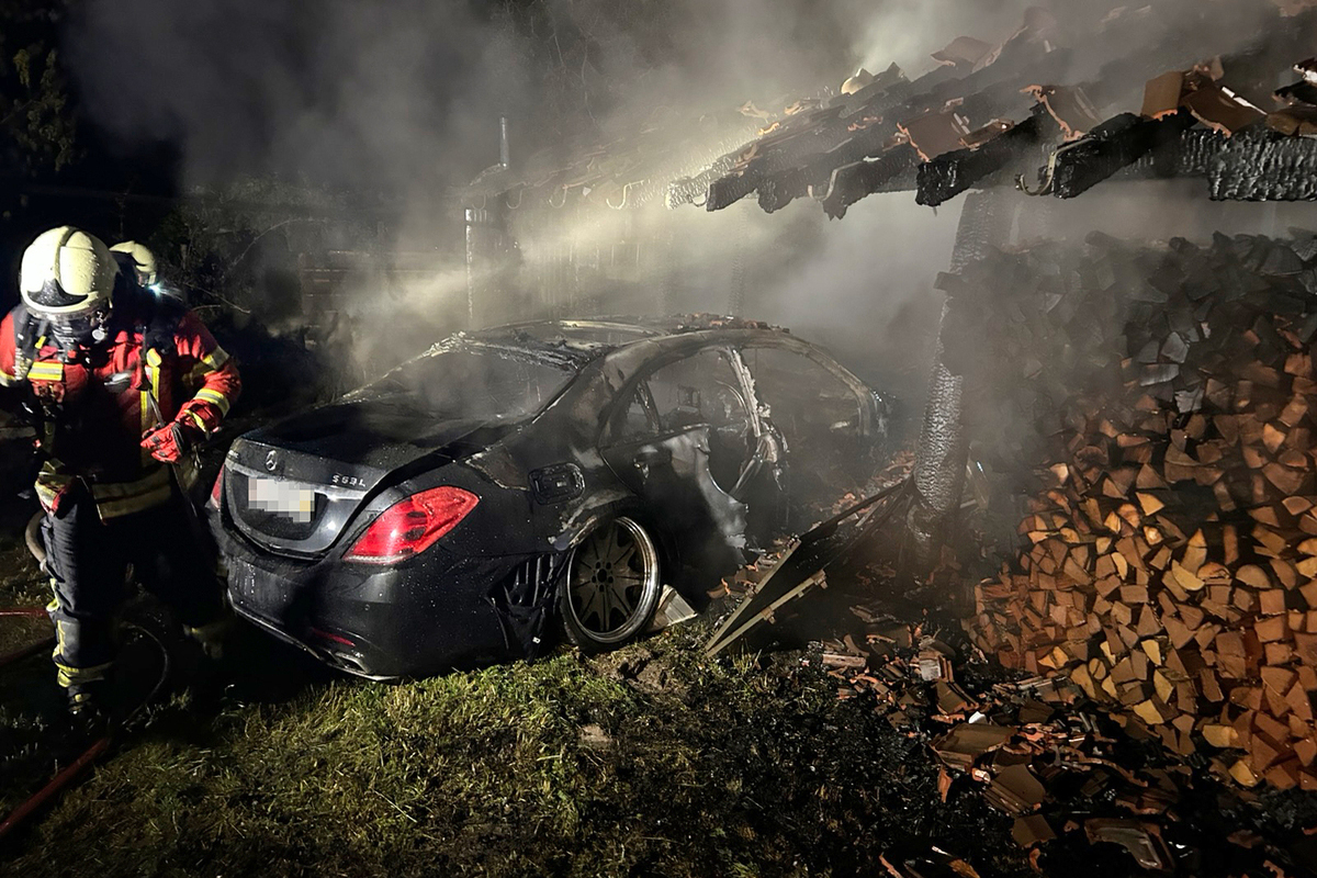 Weiningen TG – Auto brennt nach Unfall - Lenker alkoholisiert