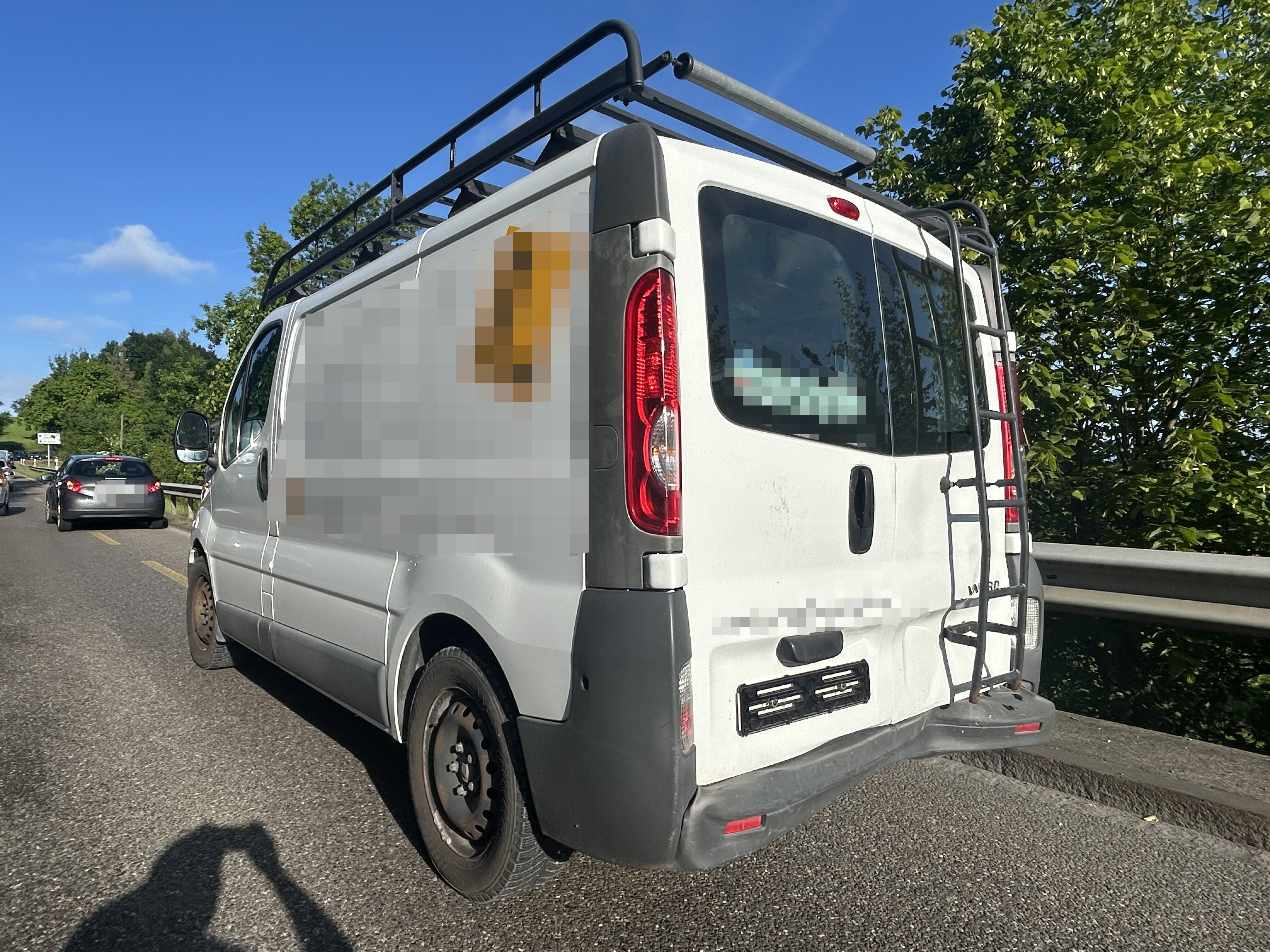 Goldach SG – Unfall zwischen drei Fahrzeugen