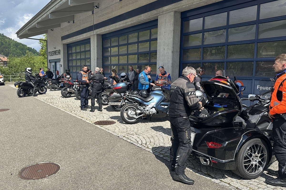 Gais/Urnäsch AR – Anzeigen und Bussen nach Verkehrskontrolle