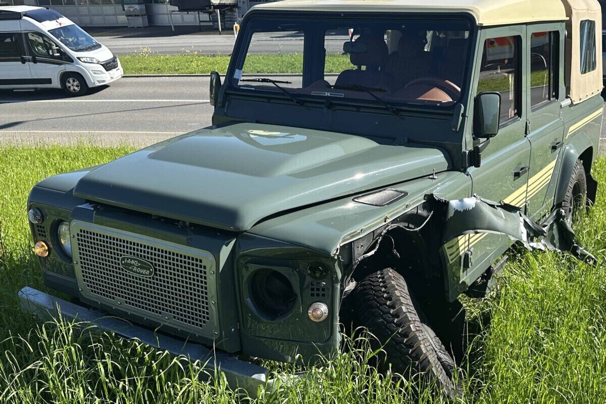 Unfall in Weggis LU – Fahrzeuge frontal kollidiert