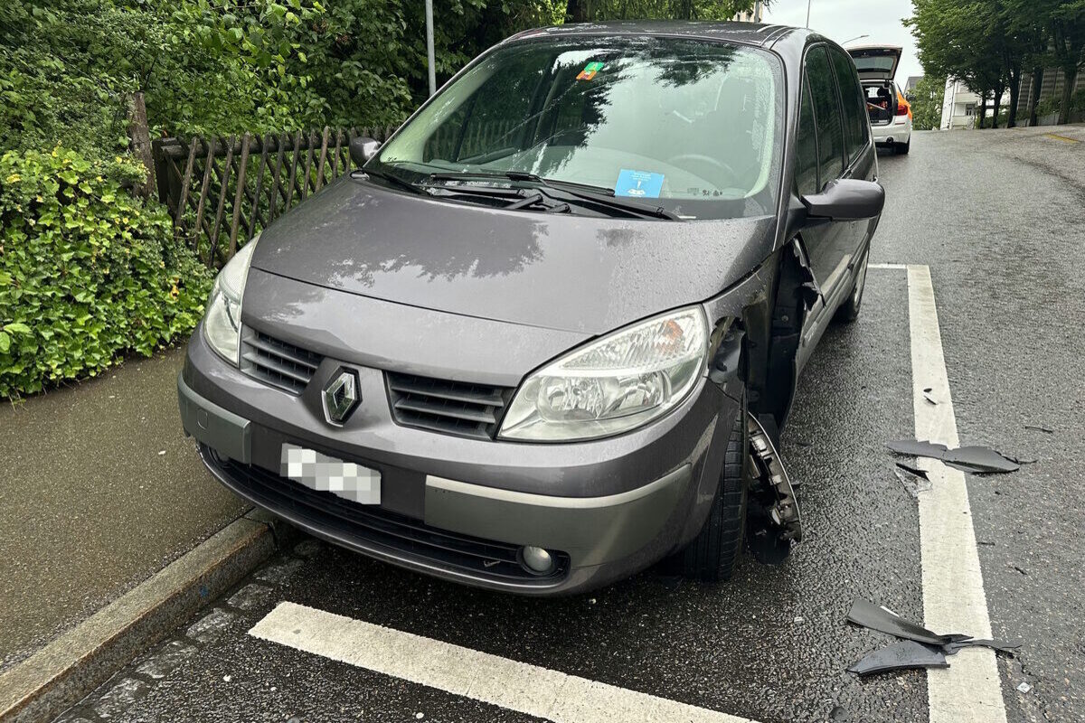 St.Gallen – Fahrunfähiger Autofahrer flüchtet nach Unfall
