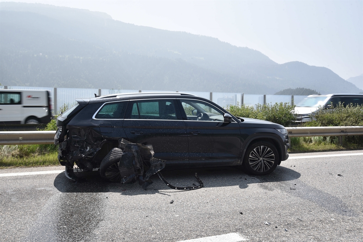 Domat/Ems GR – Zwei Verletzte bei Unfall auf der A13