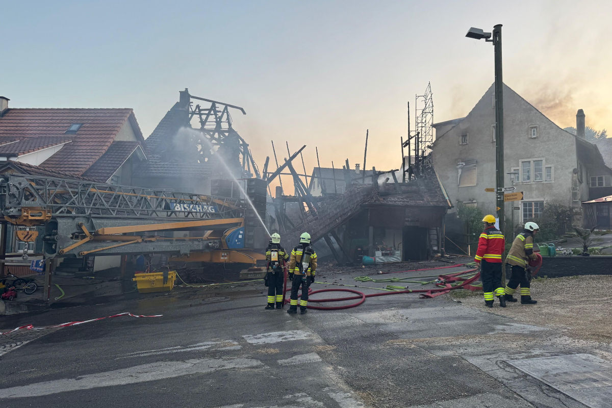 Seewen SO – Haus und Scheune bei Brand komplett zerstört