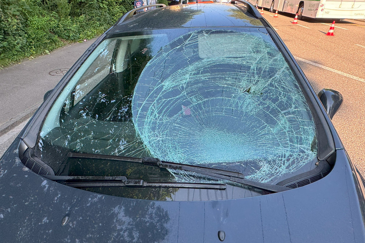 St. Gallen – E-Scooter-Fahrer bei Unfall verletzt