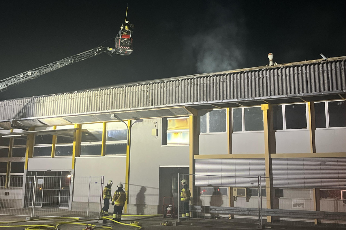 Brand in Solothurn SO – Feuer in leerstehendem Industriegebäude