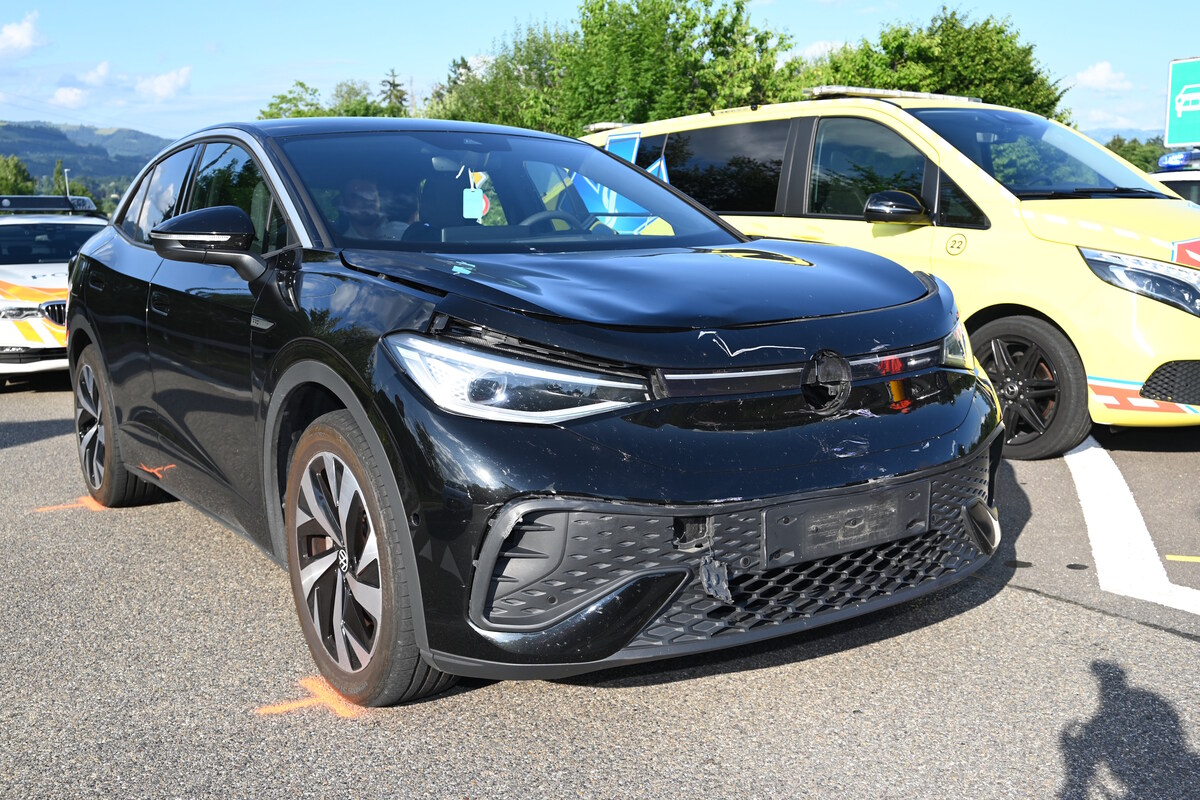 Rapperswil-Jona SG – Motorradfahrerin bei Unfall verletzt