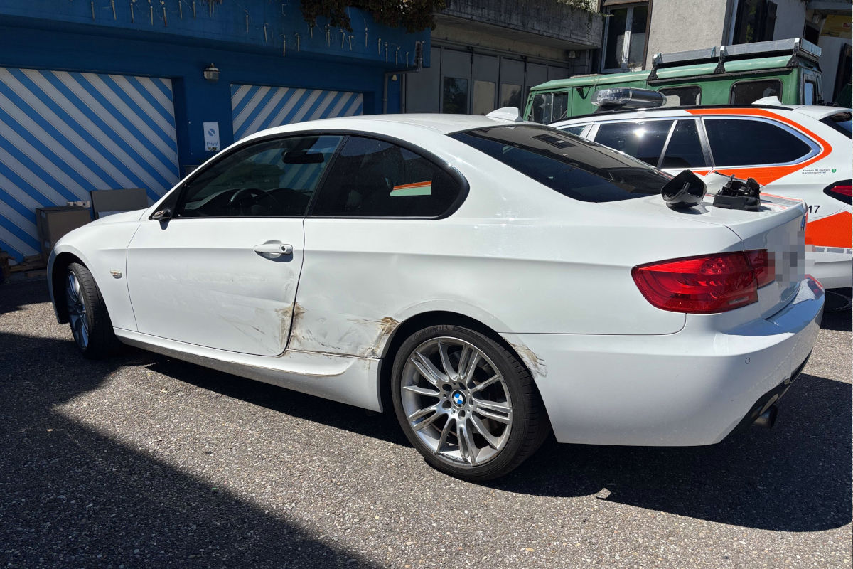 Staad SG – Alkoholisierter Lenker verursacht Unfall und flüchtet