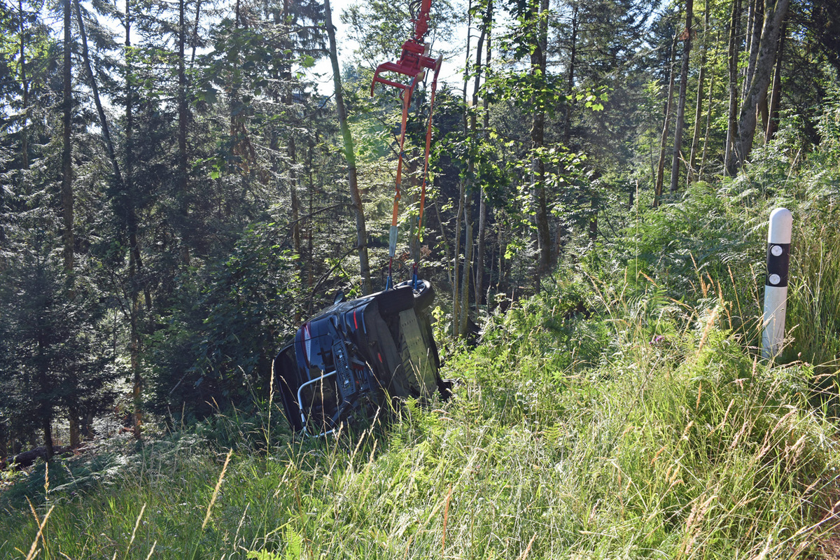 Unfall in Menznau LU – 53-Jähriger alkoholisiert am Steuer