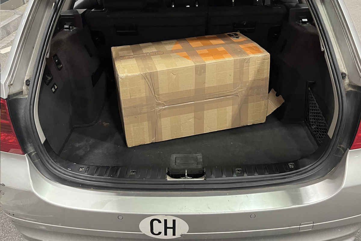 Kreuzlingen TG – Zollfahnder stellen über 16.000 gefälschte Zigaretten sicher