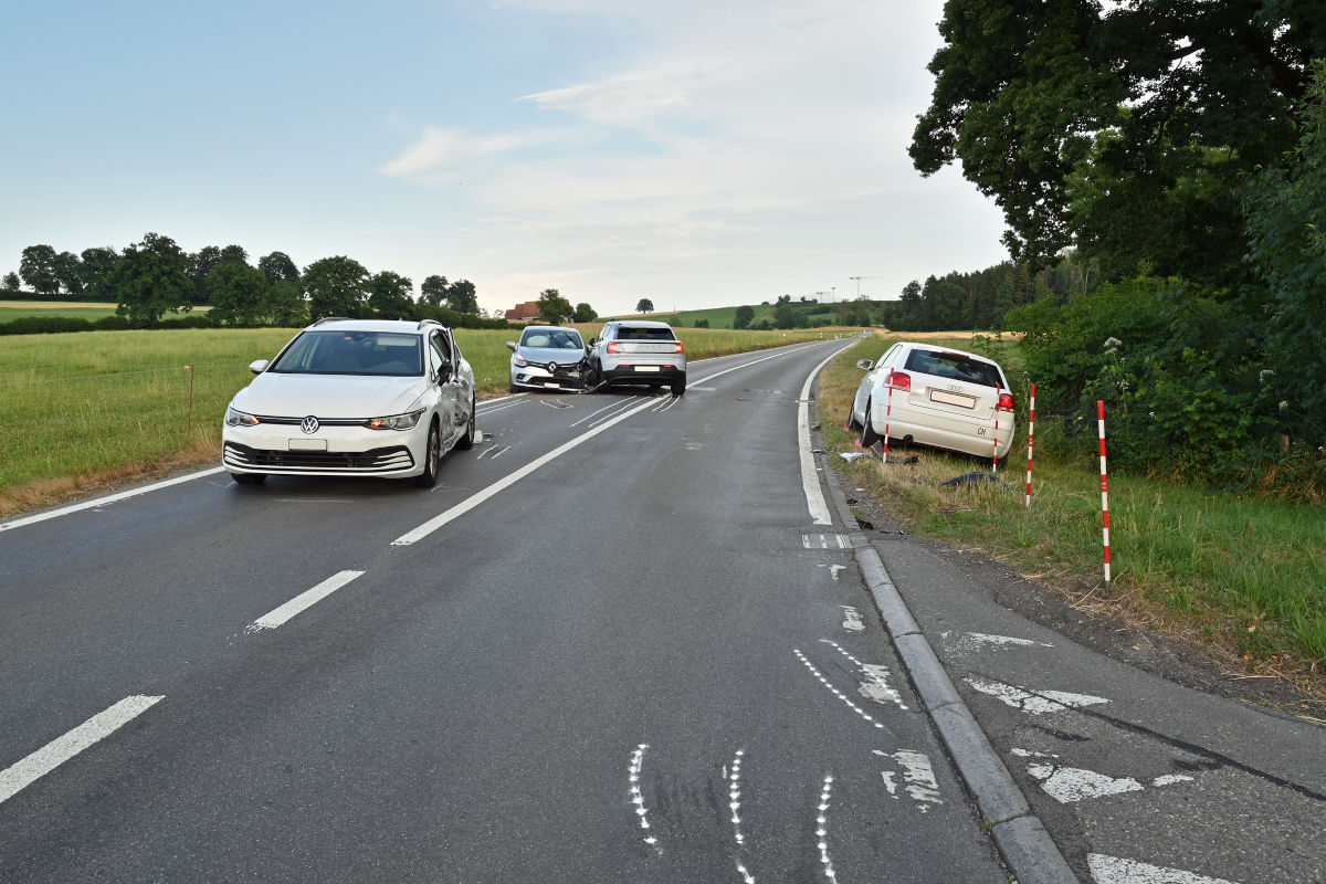 Sempach LU – Zwei Frauen nach Auffahrunfall verletzt