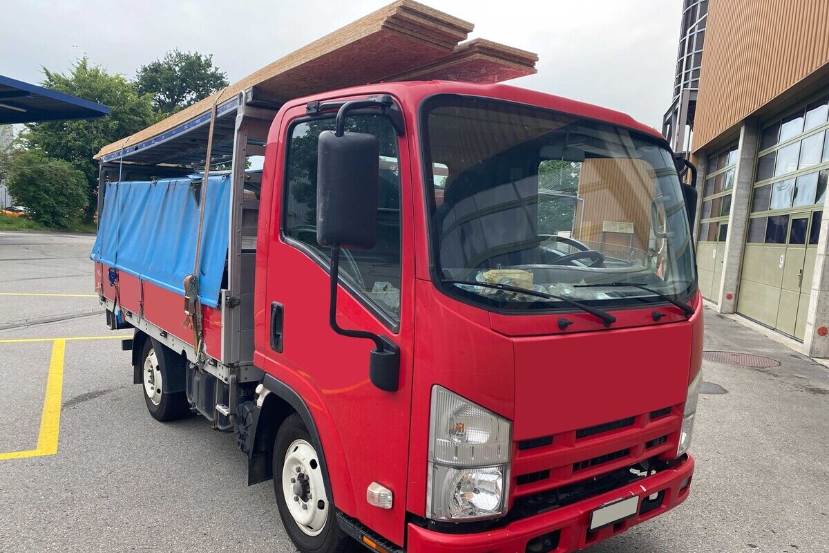 Zuger Bereitschaftspolizei am Freitagmorgen mehrfach gefordert